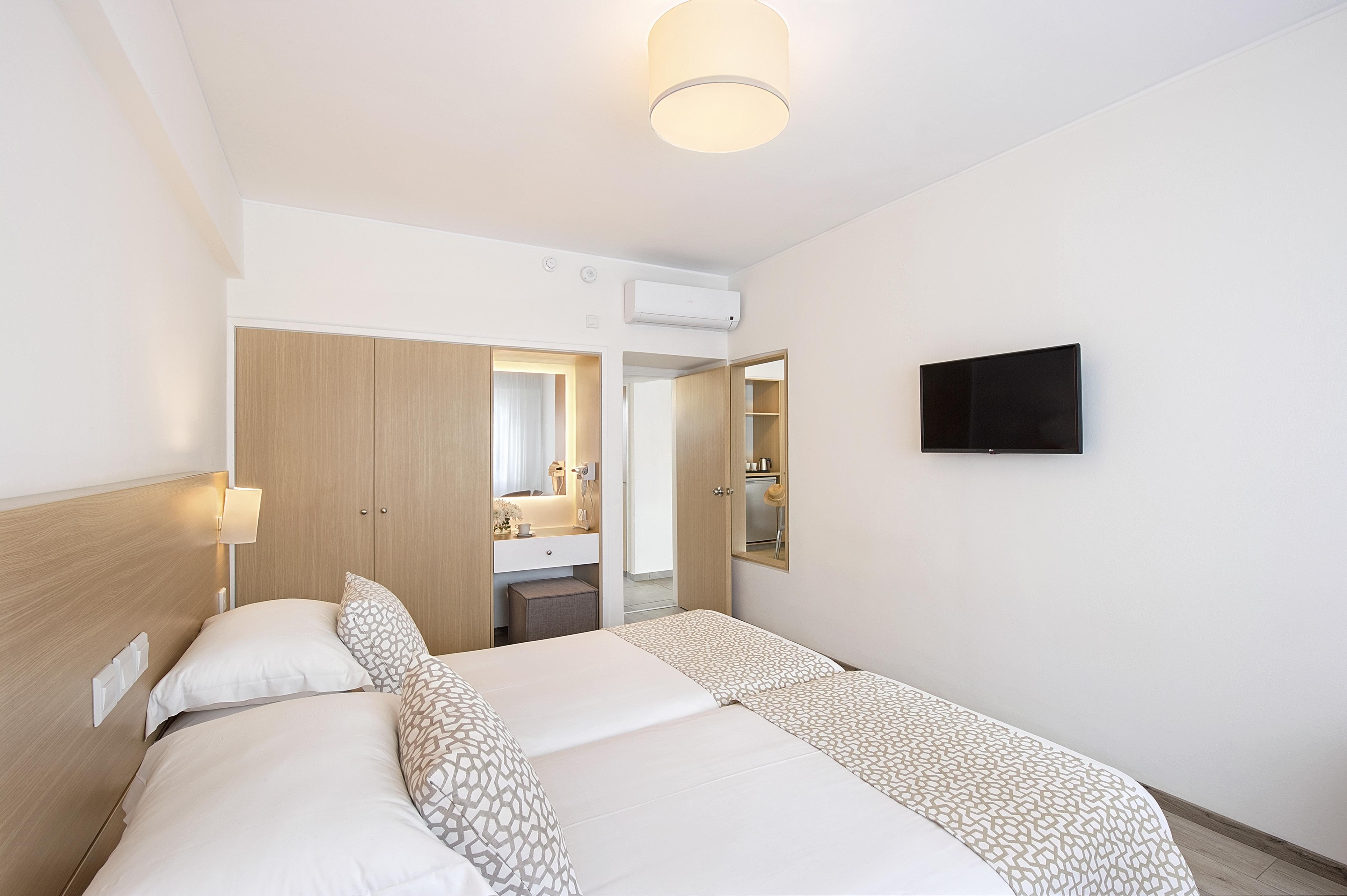 Sofianna Hotel Apartments Paphos Exterior foto